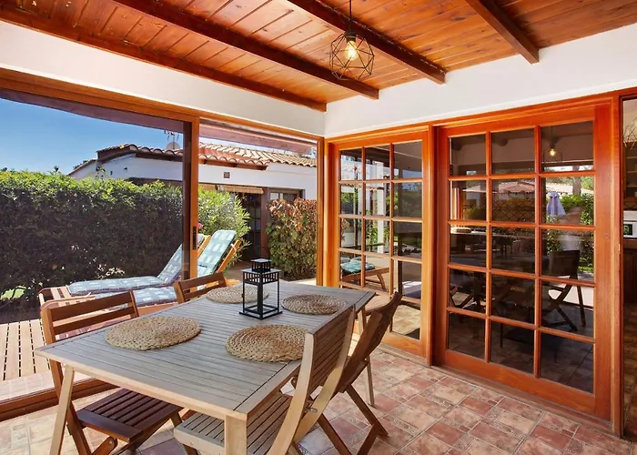 Bungalow En El Campo De Golf
